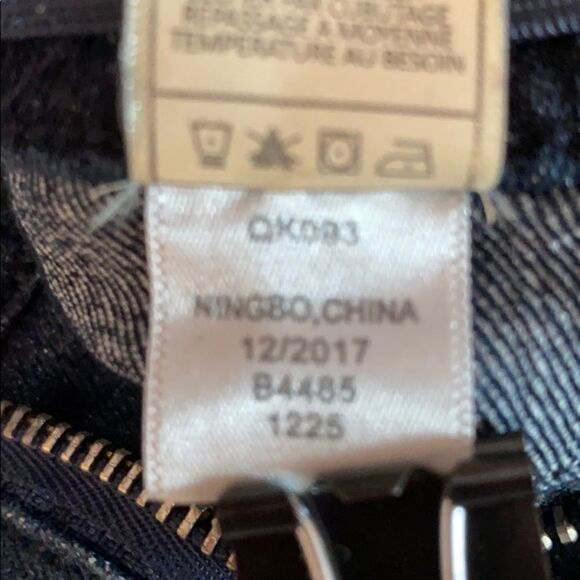 7 Seven For All Mankind 4T Jean Shorts - Picture 4 of 11